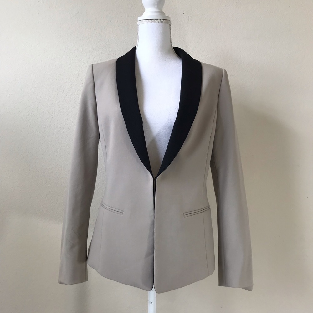 Tahari Arthur S Levine Beige Black Blazer Size 6